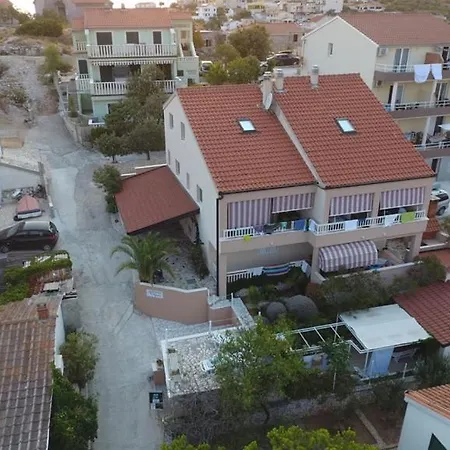 Apartment Maris Sevid