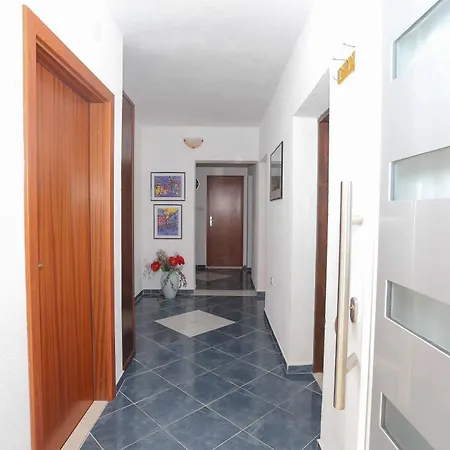 Maris Sevid Apartment