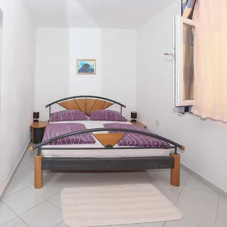 Apartment Maris Sevid
